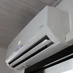 House * メドヴォデ