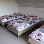 アパート House メドヴォデ