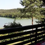 アパート House メドヴォデ