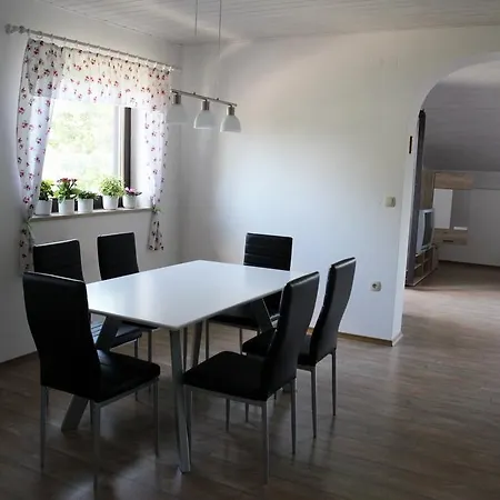House * Medvode